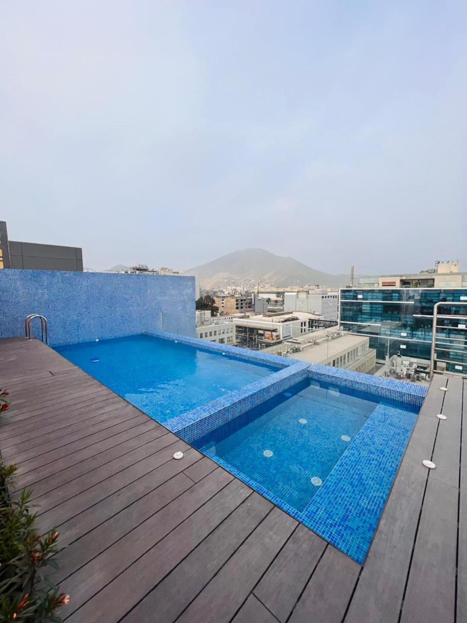 Apartamento Monterrico Polo Aparts #10 - Frente Embajada Lima