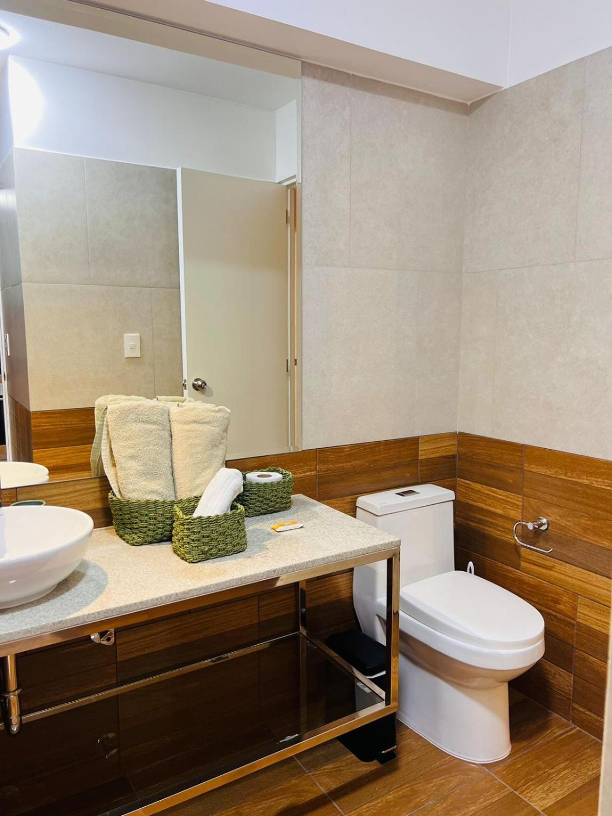 Apartamento Monterrico Polo Aparts #10 - Frente Embajada *